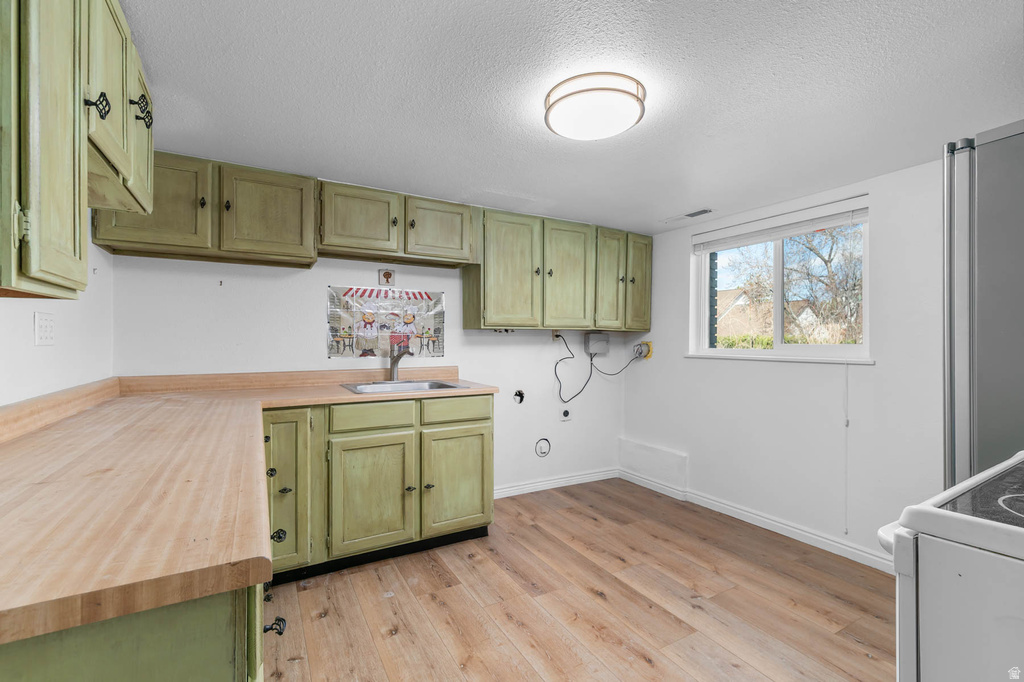 2858 E COBBLEMOOR LN Sandy, UT 84093