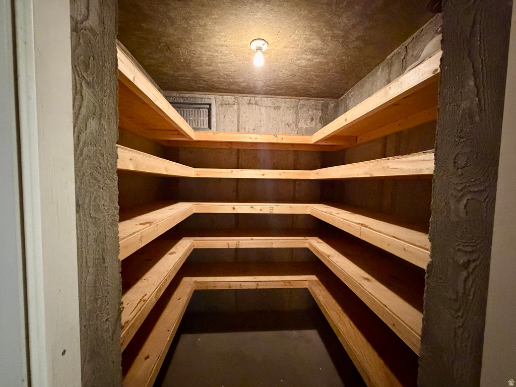 262 S 485 W Providence, UT 84332