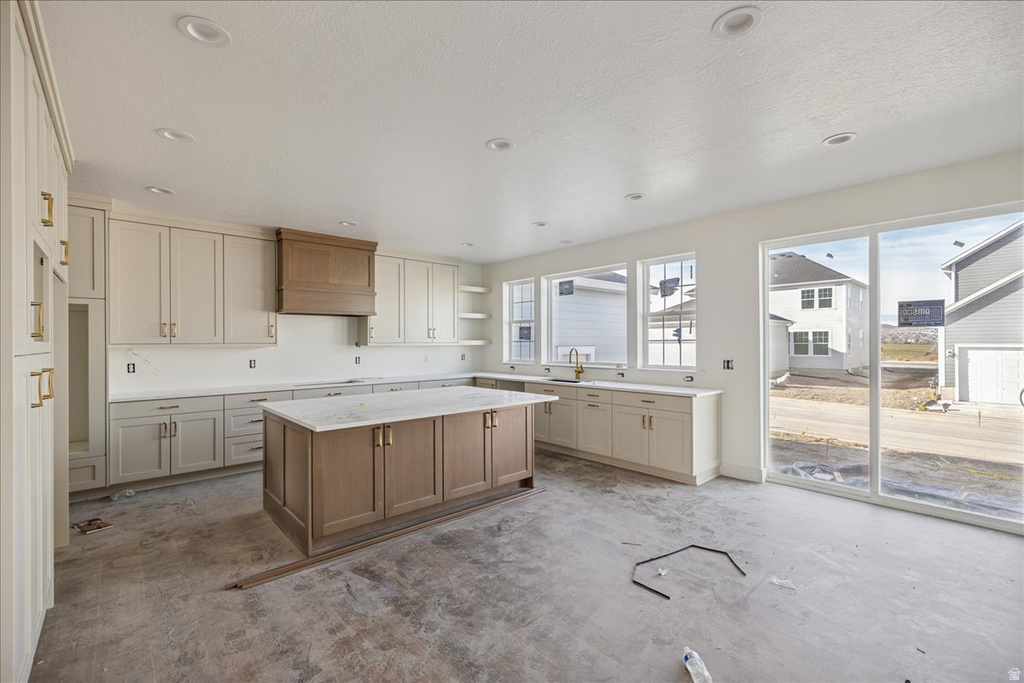 758 W CAROLINE DR #219 Saratoga Springs, UT 84045