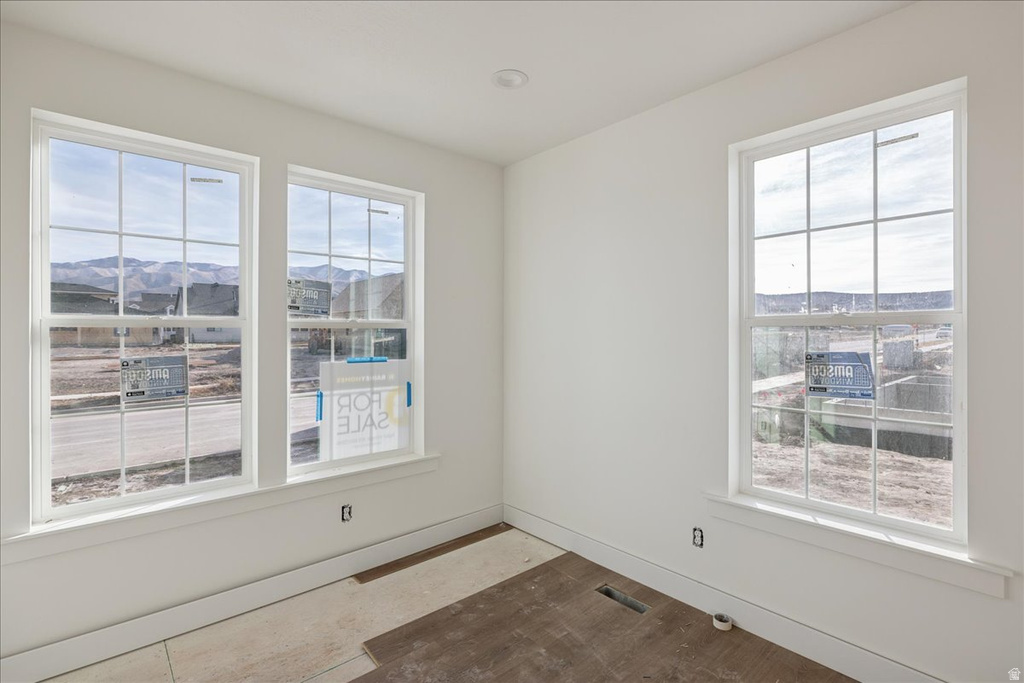 758 W CAROLINE DR #219 Saratoga Springs, UT 84045