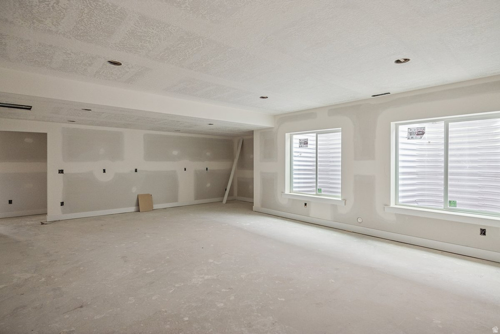 758 W CAROLINE DR #219 Saratoga Springs, UT 84045