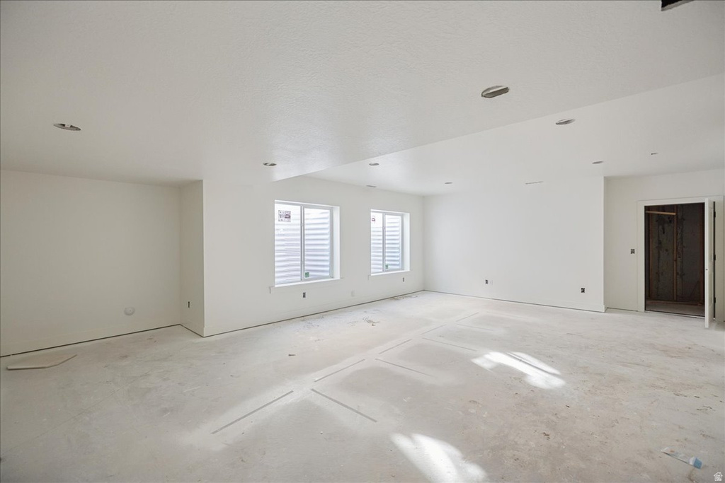 758 W CAROLINE DR #219 Saratoga Springs, UT 84045