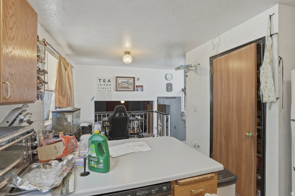 965 N DOROTHEA WAY Salt Lake City, UT 84116