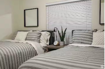 501 N VENTURA LN Washington, UT 84780