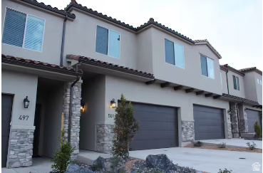 501 N VENTURA LN Washington, UT 84780
