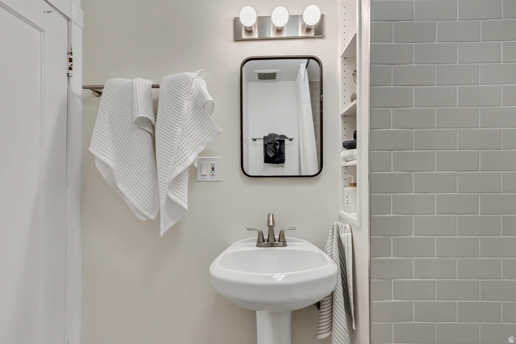 2006 S 300 E Salt Lake City, UT 84115