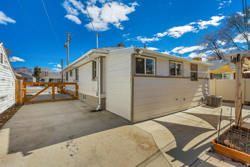 2006 S 300 E Salt Lake City, UT 84115