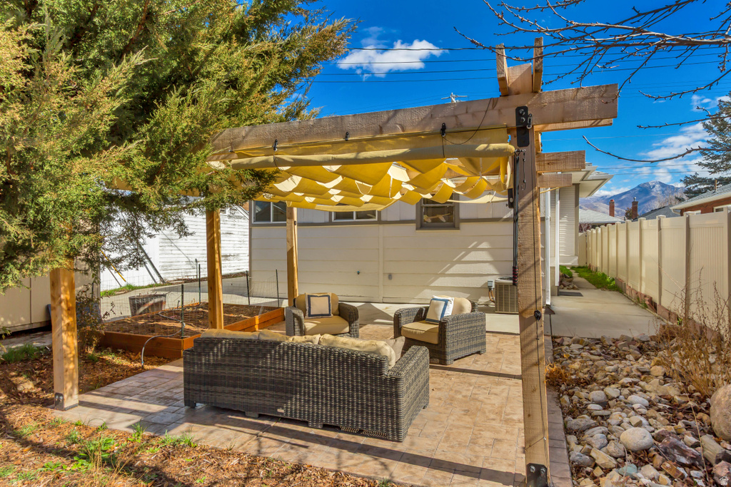 2006 S 300 E Salt Lake City, UT 84115