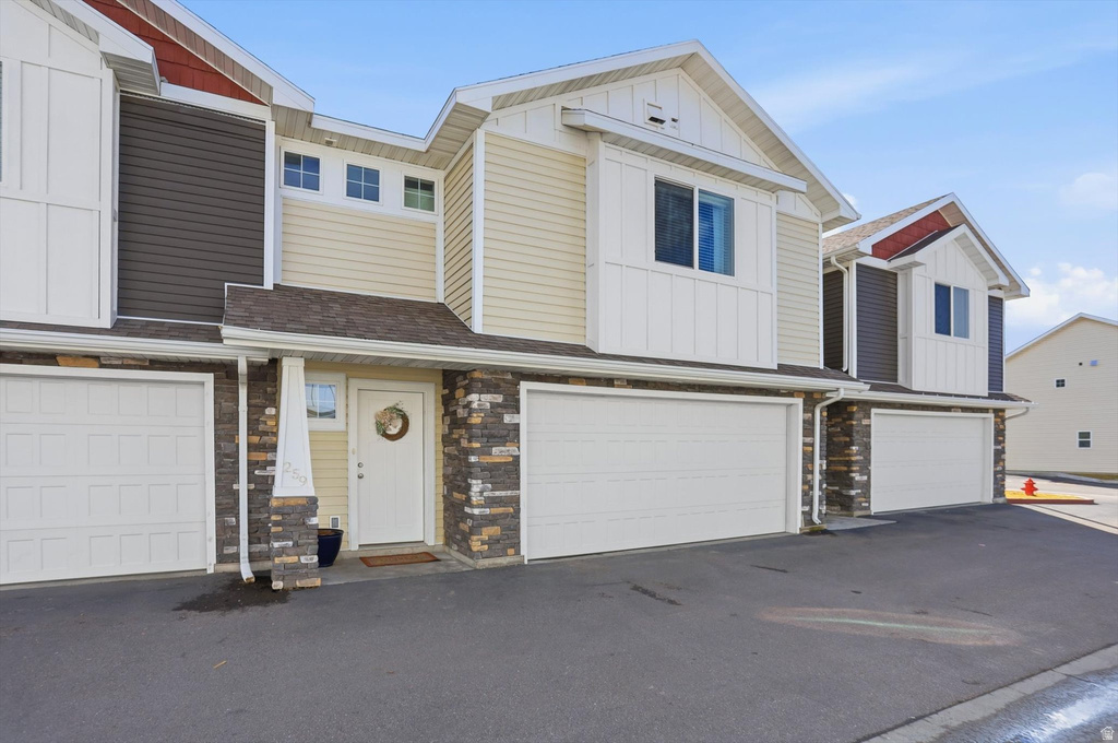 259 W 70 N Hyrum, UT 84319