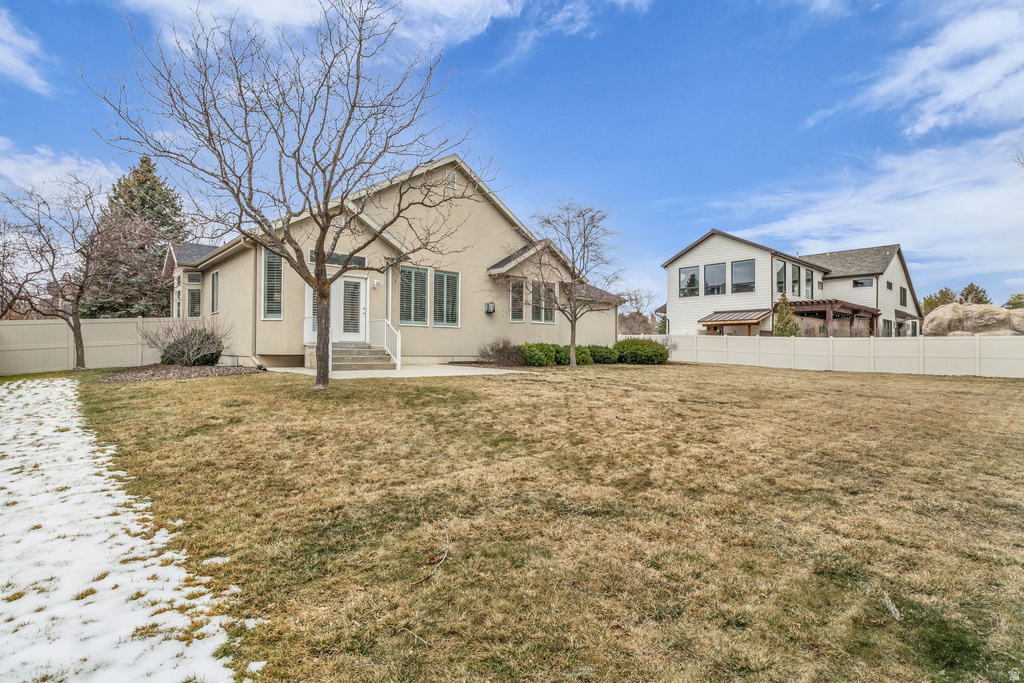 9445 S MARKSBURY CIR Sandy, UT 84092