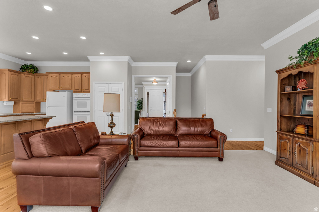 9445 S MARKSBURY CIR Sandy, UT 84092