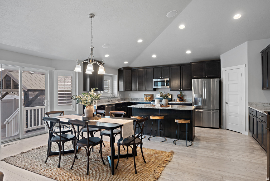 8287 S ALLISON BEND DR West Jordan, UT 84081