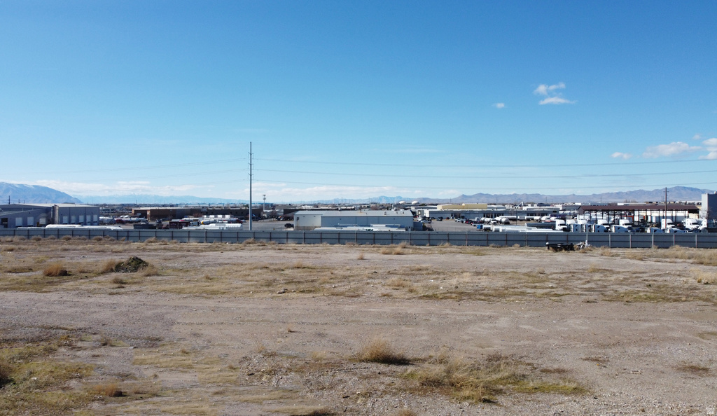 208 W CENTER ST North Salt Lake, UT 84054