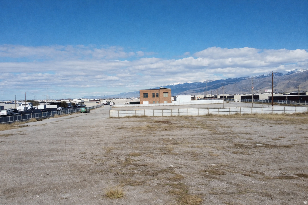 208 W CENTER ST North Salt Lake, UT 84054