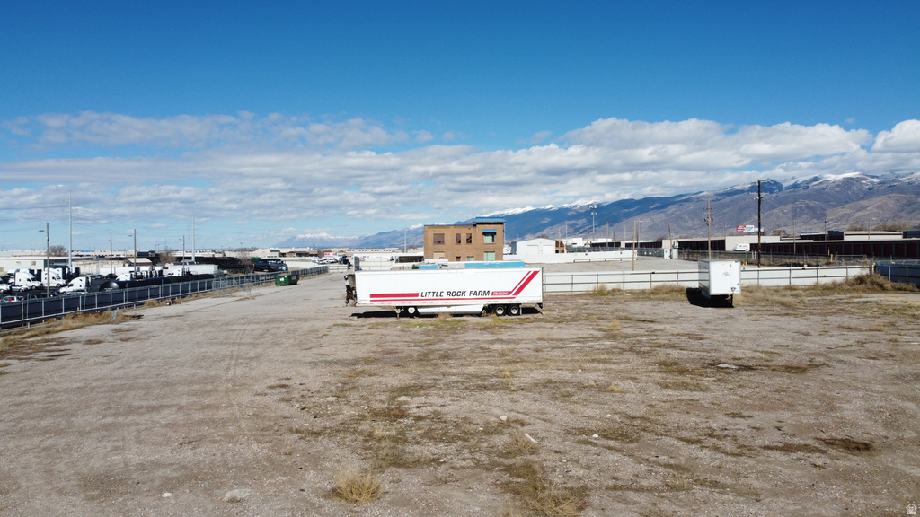 208 W CENTER ST North Salt Lake, UT 84054