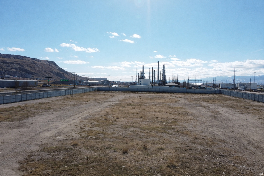 208 W CENTER ST North Salt Lake, UT 84054