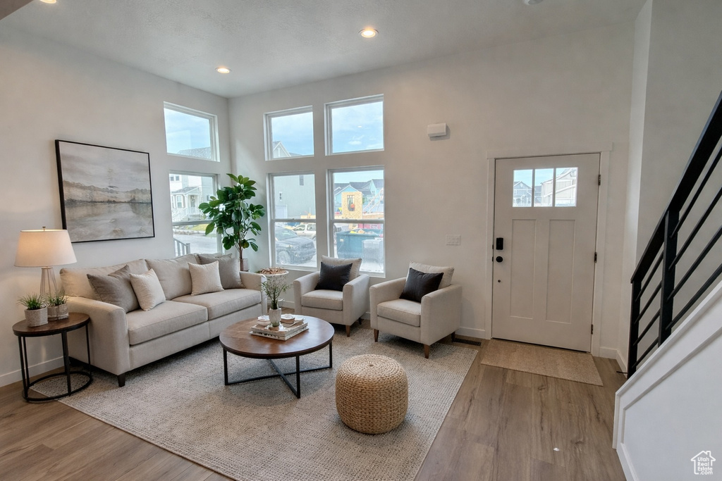 7029 W LAKE AVE South Jordan, UT 84009