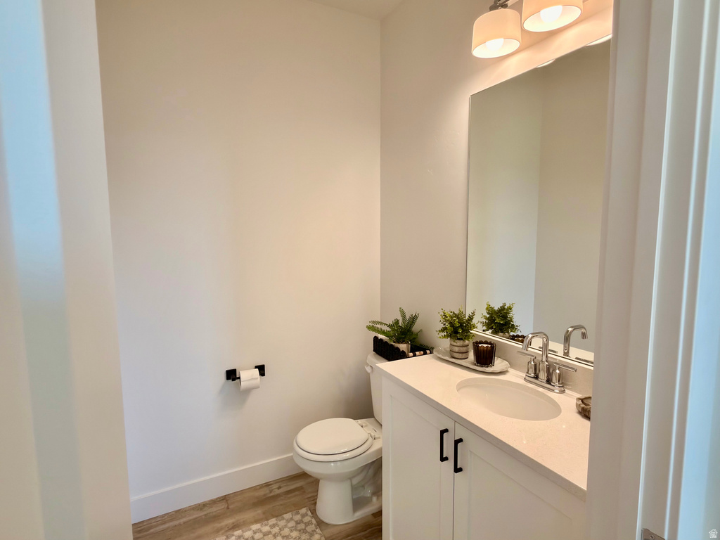 1705 W 2770 S Syracuse, UT 84075