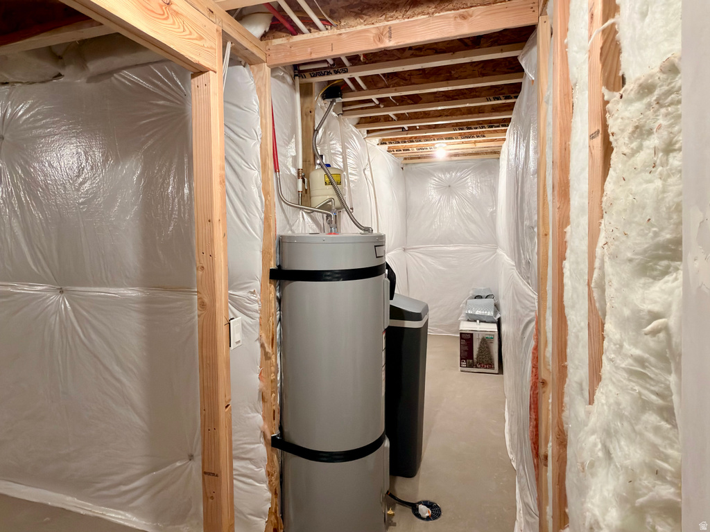 1705 W 2770 S Syracuse, UT 84075