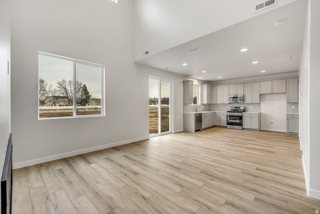 2216 W 2615 N #142 Clinton, UT 84015