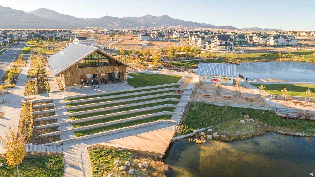 7027 W LAKE AVE South Jordan, UT 84009