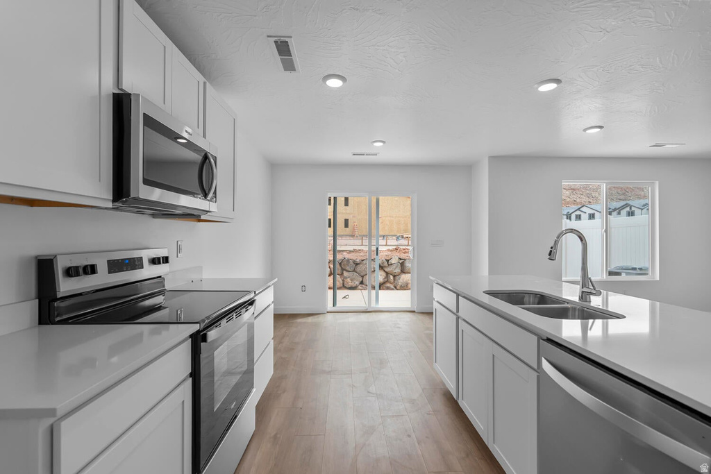 2179 S WOLVERINE WAY #2452 Washington, UT 84780