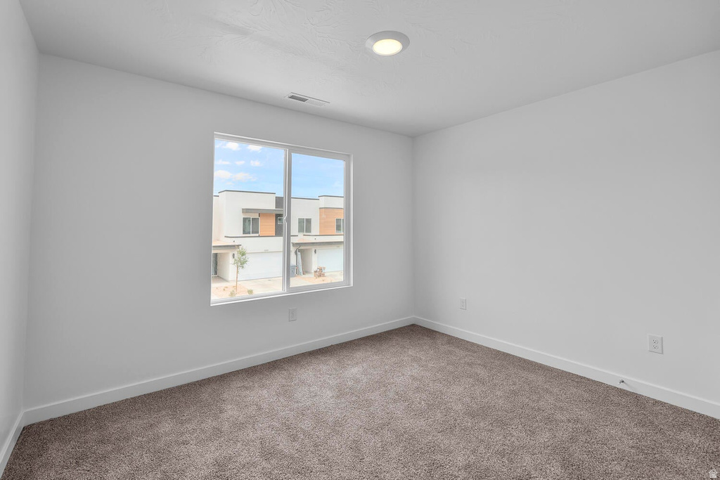 2179 S WOLVERINE WAY #2452 Washington, UT 84780