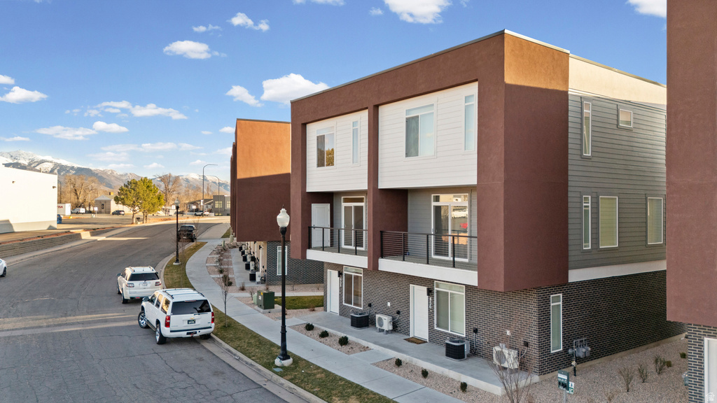 458 E DEPOT ST Clearfield, UT 84015