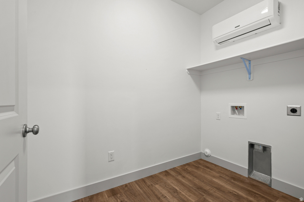 458 E DEPOT ST Clearfield, UT 84015