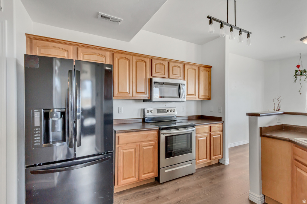 8419 S IVY GABLE DR West Jordan, UT 84081