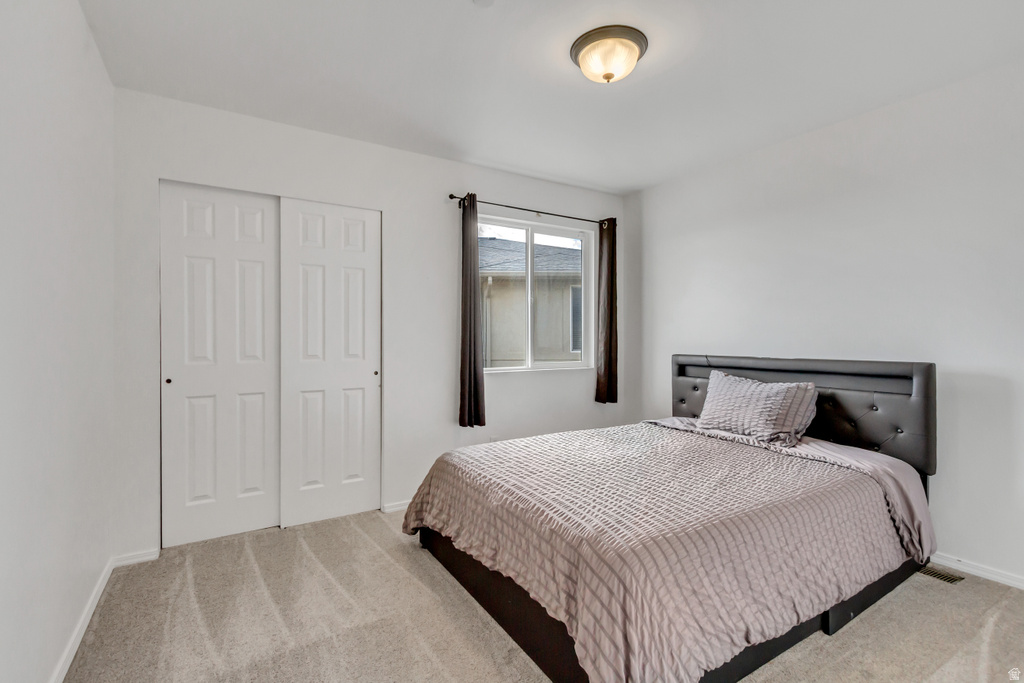 8419 S IVY GABLE DR West Jordan, UT 84081