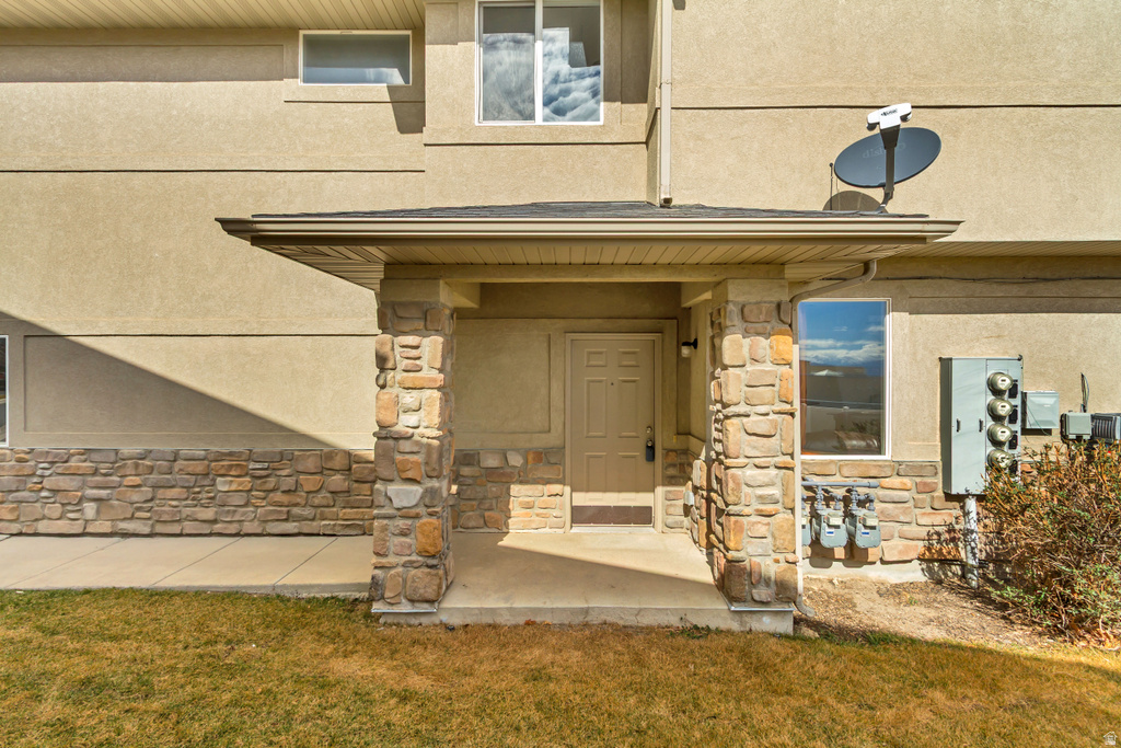 8419 S IVY GABLE DR West Jordan, UT 84081