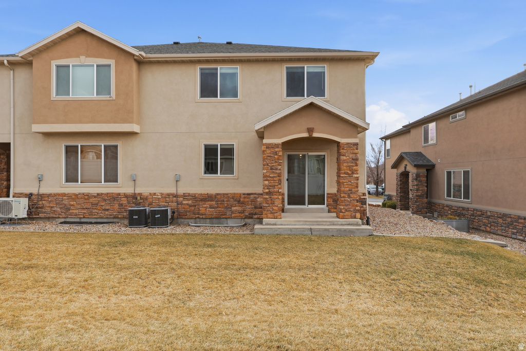 3086 DESERT LILY DR Lehi, UT 84043
