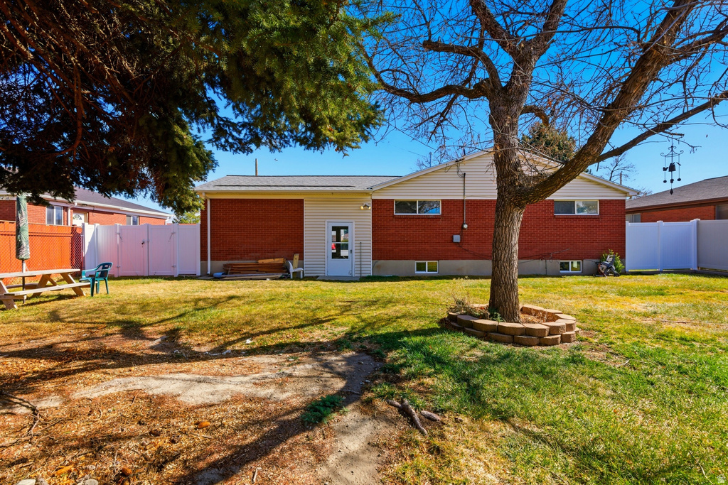 3232 S 4800 W West Valley City, UT 84120