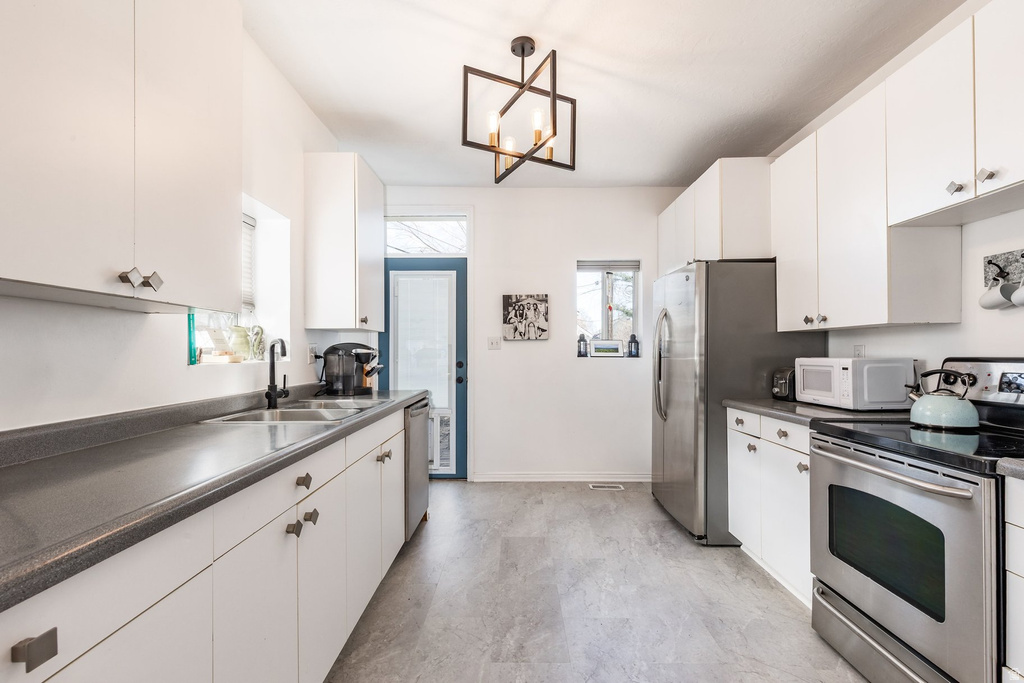 764 S LAKE ST Salt Lake City, UT 84102