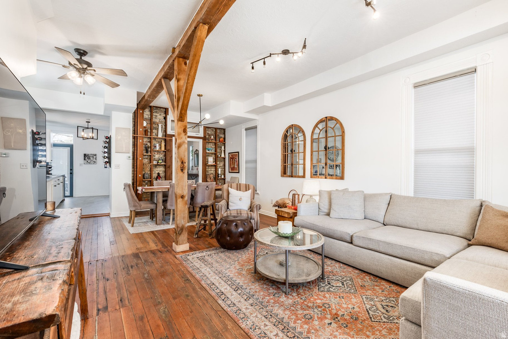 764 S LAKE ST Salt Lake City, UT 84102