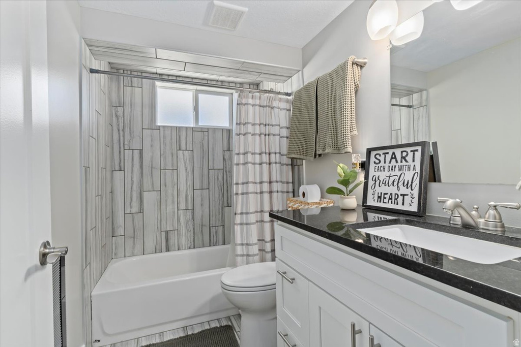 498 PARKWAY AVE Tooele, UT 84074