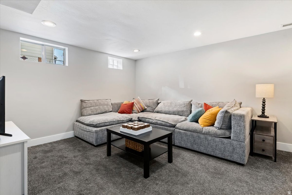 498 PARKWAY AVE Tooele, UT 84074