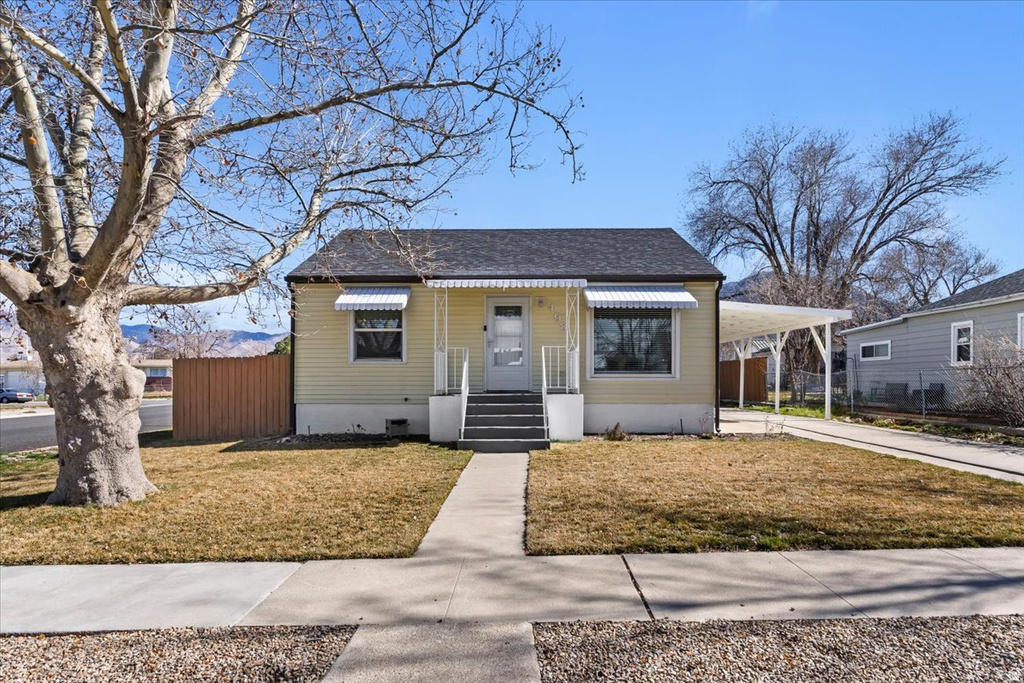 498 PARKWAY AVE Tooele, UT 84074