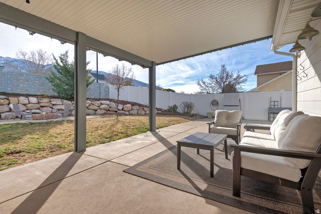 11755 S CANBERRA DR Sandy, UT 84094