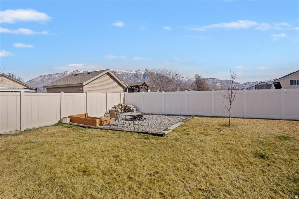 2988 W 3375 N Farr West, UT 84404