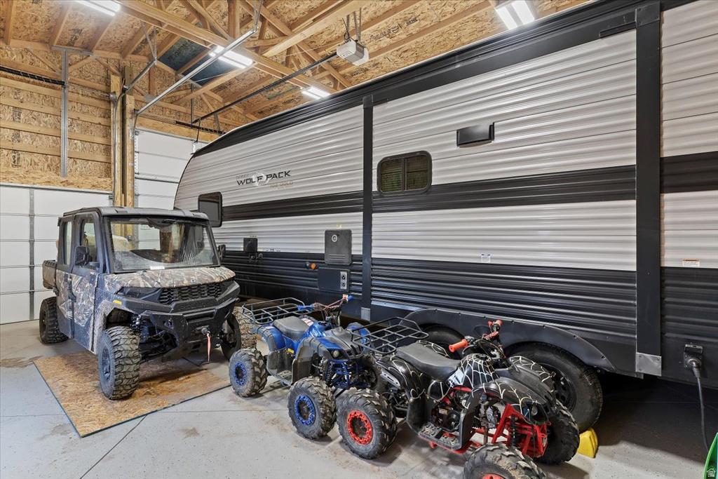 2988 W 3375 N Farr West, UT 84404