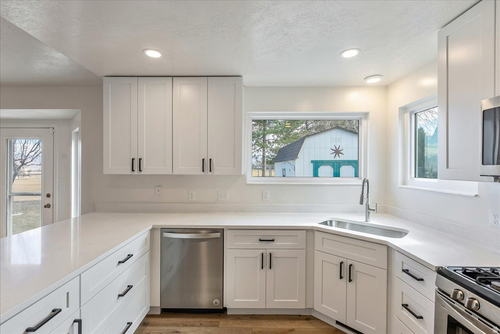 3899 S CHATTERLEIGH RD West Valley City, UT 84128