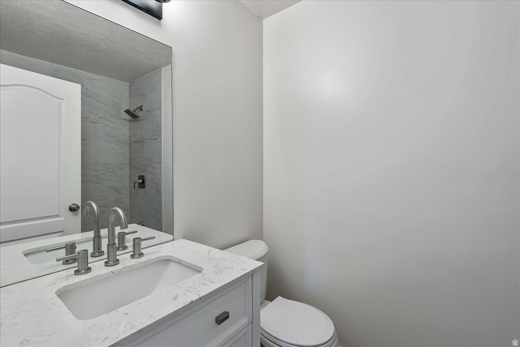 3899 S CHATTERLEIGH RD West Valley City, UT 84128