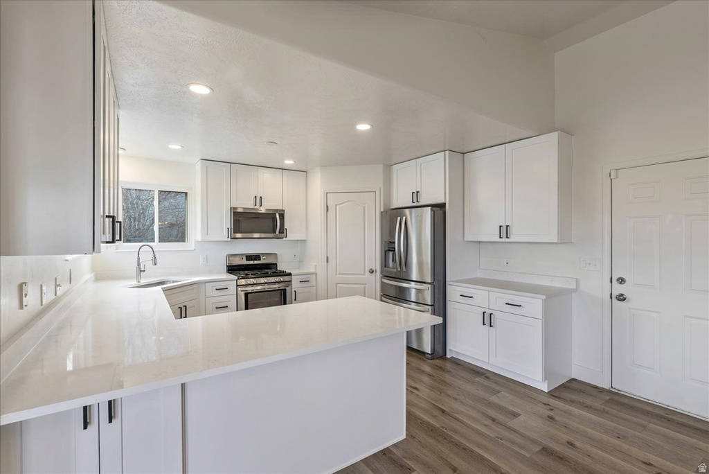 3899 S CHATTERLEIGH RD West Valley City, UT 84128