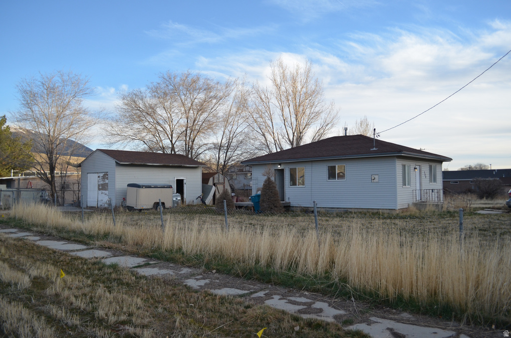 280 W SHERMAN Stockton, UT 84071