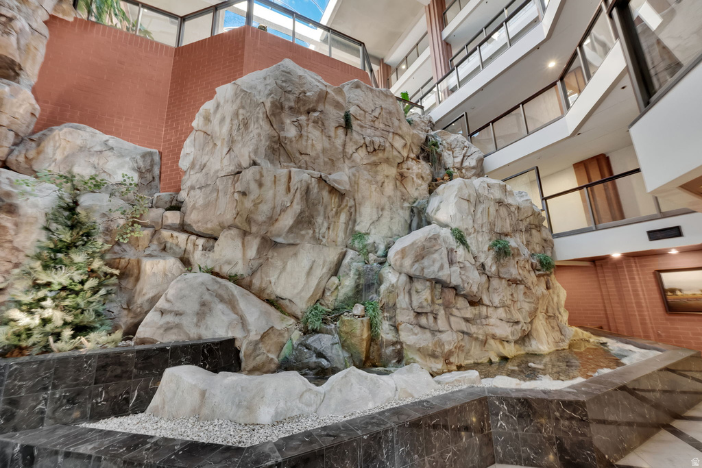 171 E THRID AVE #201 Salt Lake City, UT 84103