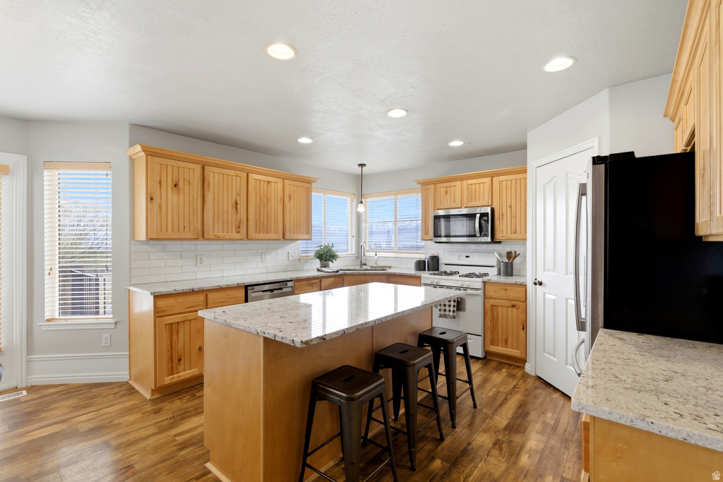 5272 W SUN BLOOM CIR Herriman, UT 84096