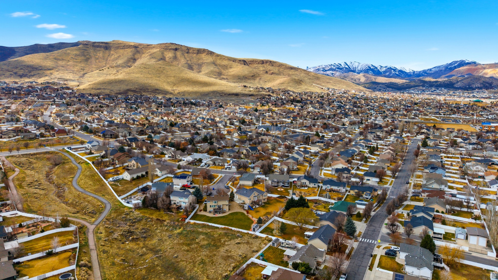 5272 W SUN BLOOM CIR Herriman, UT 84096