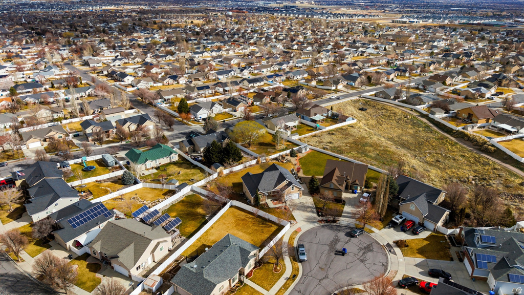 5272 W SUN BLOOM CIR Herriman, UT 84096